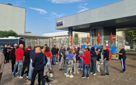 Bcs:  fumata nera, crisi profonda che va risolta in dieci giorni