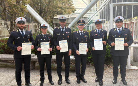 «Zia hai il diavolo in casa», encomio per la Polizia Locale
