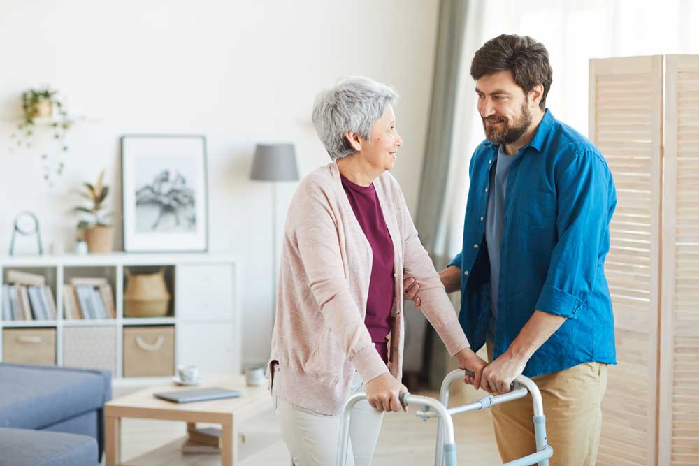 Una casa più sicura per gli anziani: come organizzare gli spazi e la vita quotidiana