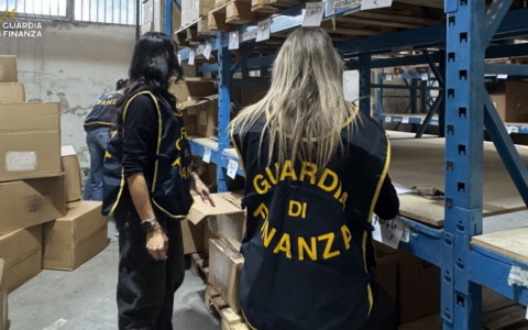 Controlli di Halloween, sequestrati 188mila articoli e addobbi per feste con falso marchio CE