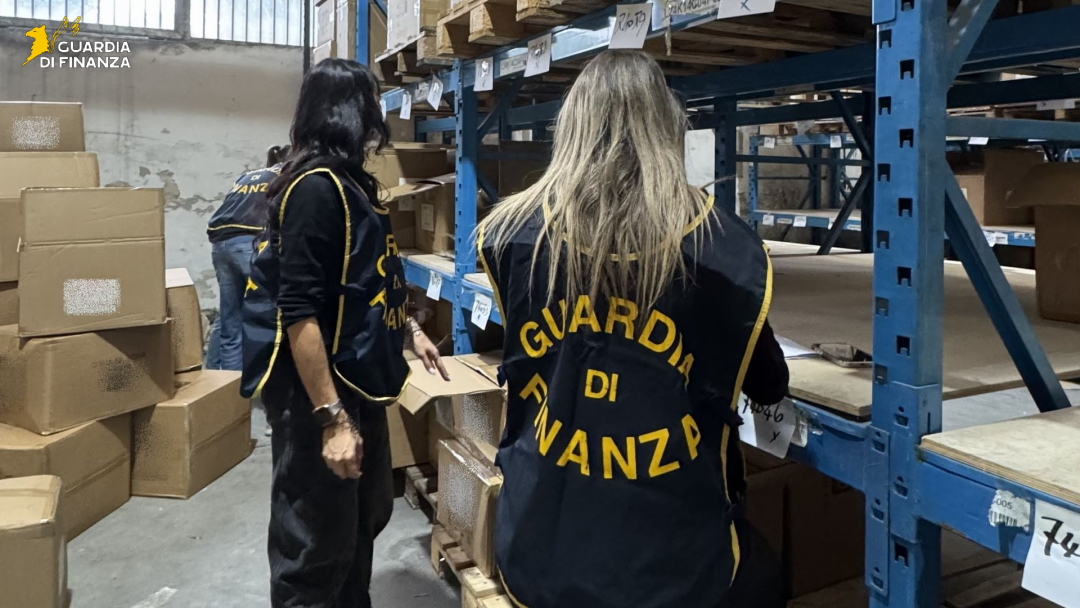 Controlli di Halloween, sequestrati 188mila articoli e addobbi per feste con falso marchio CE