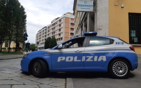 Dieci fermati dopo la protesta studentesca. E tante ragazze a casa per i messaggi choc