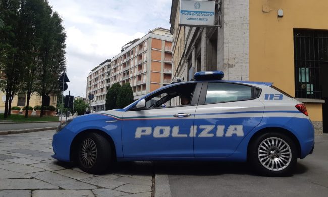 Dieci fermati dopo la protesta studentesca. E tante ragazze a casa per i messaggi choc