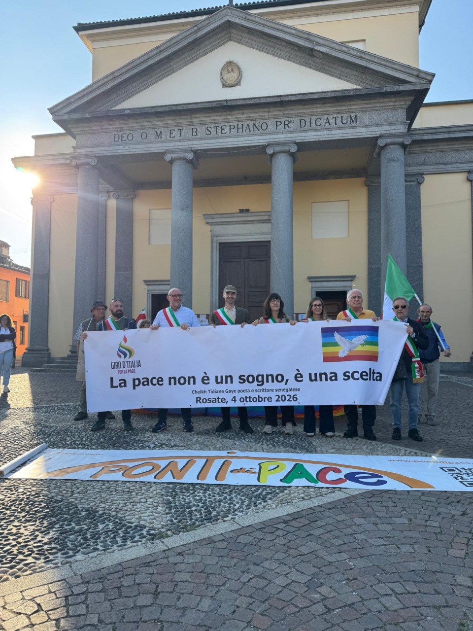 Una comunità che sceglie di camminare insieme per la pace