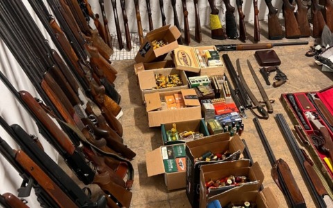 Operazione antibracconaggio, scoperto un arsenale e denunciate tre persone