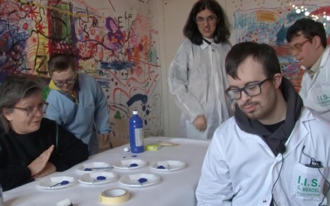Raccolta fondi per finanziare l’arte dei ragazzi con disabilità
